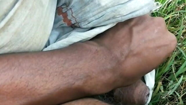 Old desi village Indian man gaysex group sex video