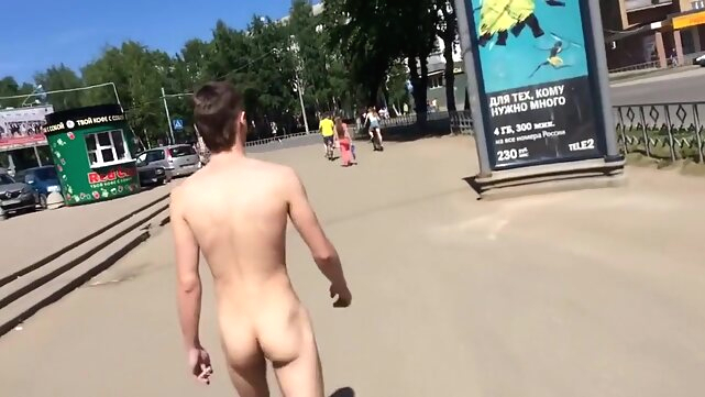 Naked Boy Walking in Public gaysex amateur video
